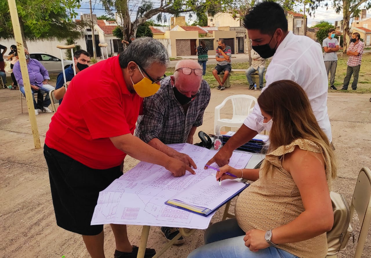 Más de 90 familias de la zona Norte iniciaron el proceso de escrituración de sus viviendas